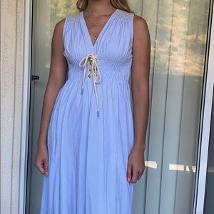 Rutched flowy blue dress💙🤍